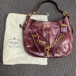 Prada leather shoulder bag  in eggplant.